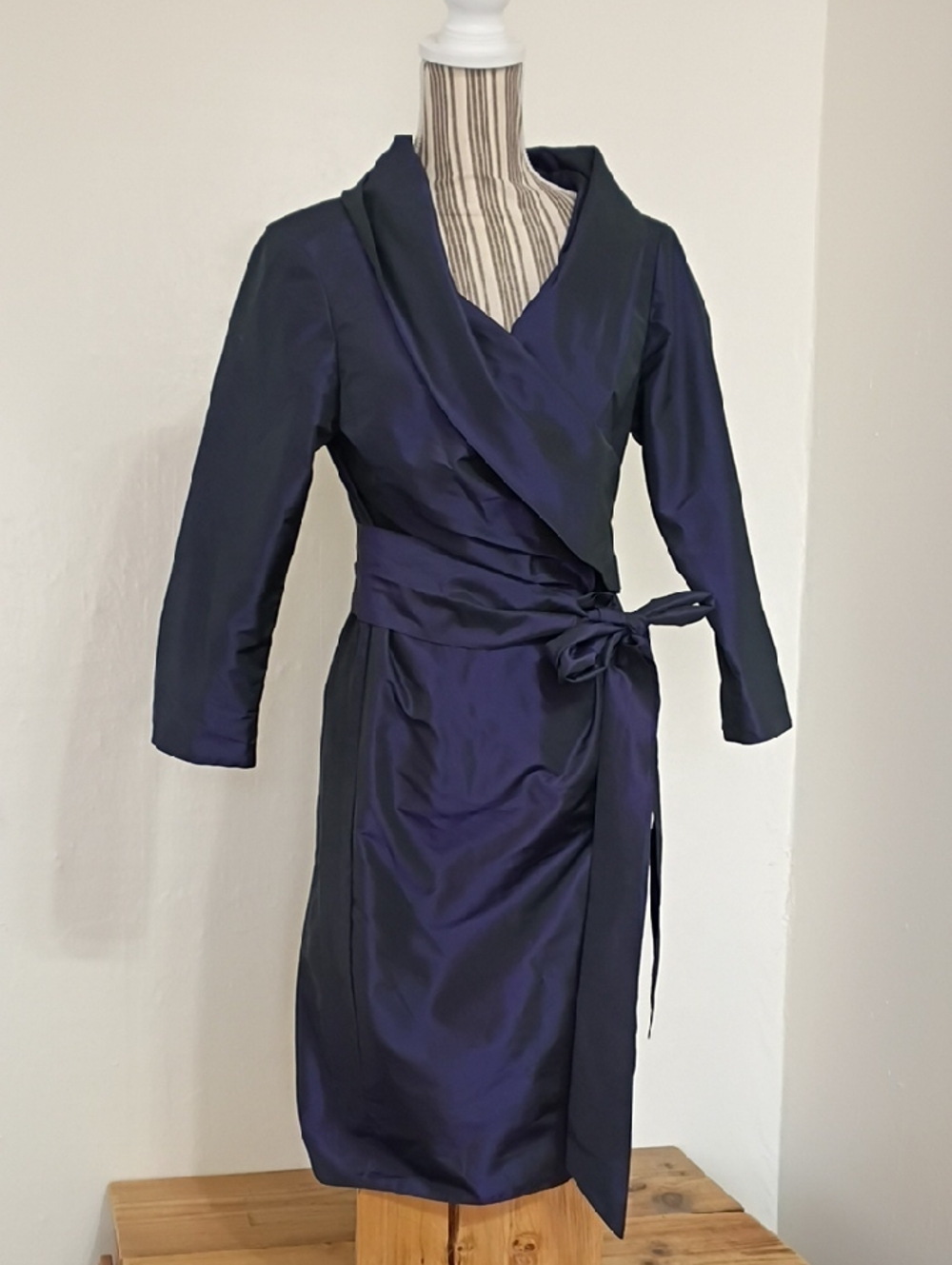 Carlisle Vintage Blue Shimmer Cocktail Wrap Dress Size 10